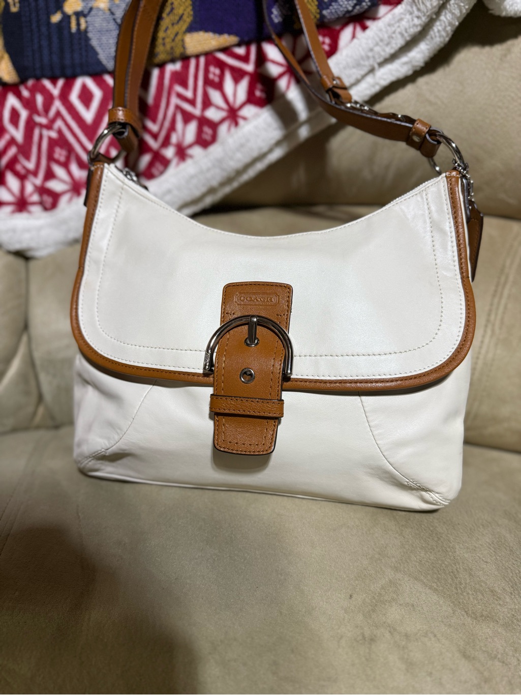 Coach Soho Buckle Vintage White Tan Leather Shoulder Bag